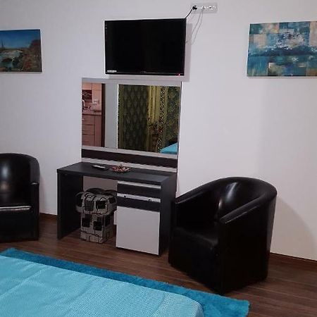 Garsoniera Apartment Bucureşti Ngoại thất bức ảnh