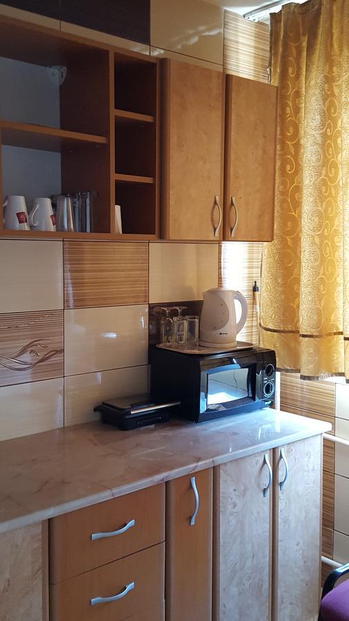Garsoniera Apartment Bucureşti Ngoại thất bức ảnh