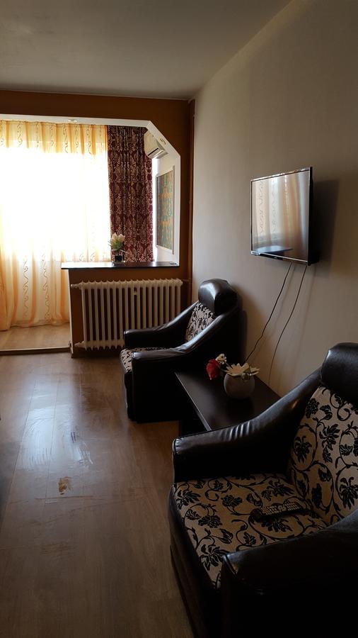 Garsoniera Apartment Bucureşti Ngoại thất bức ảnh